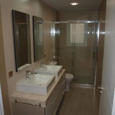 شقة Luxury With 3 Double *